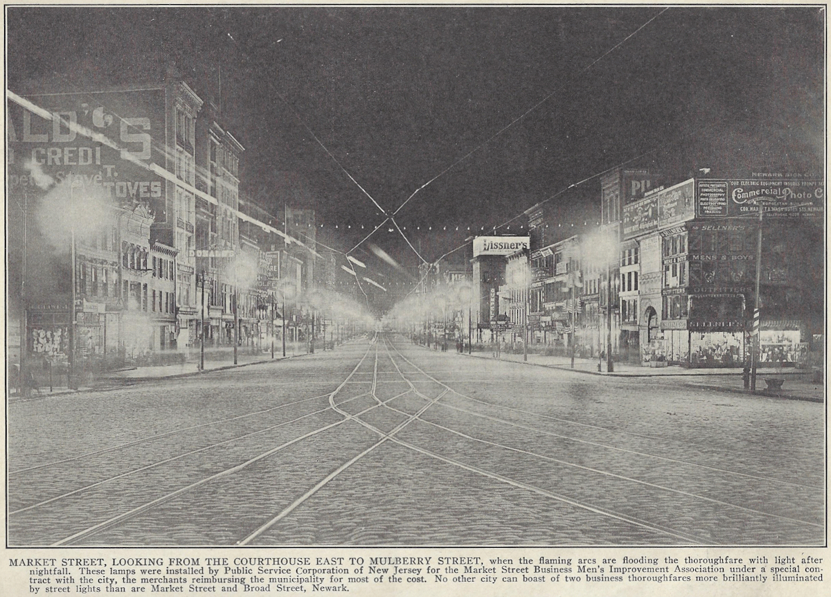 Arlington Street & Market Street
From: "Newark Illustrated 1909-1910" Published by Frank A. Libby 1909
