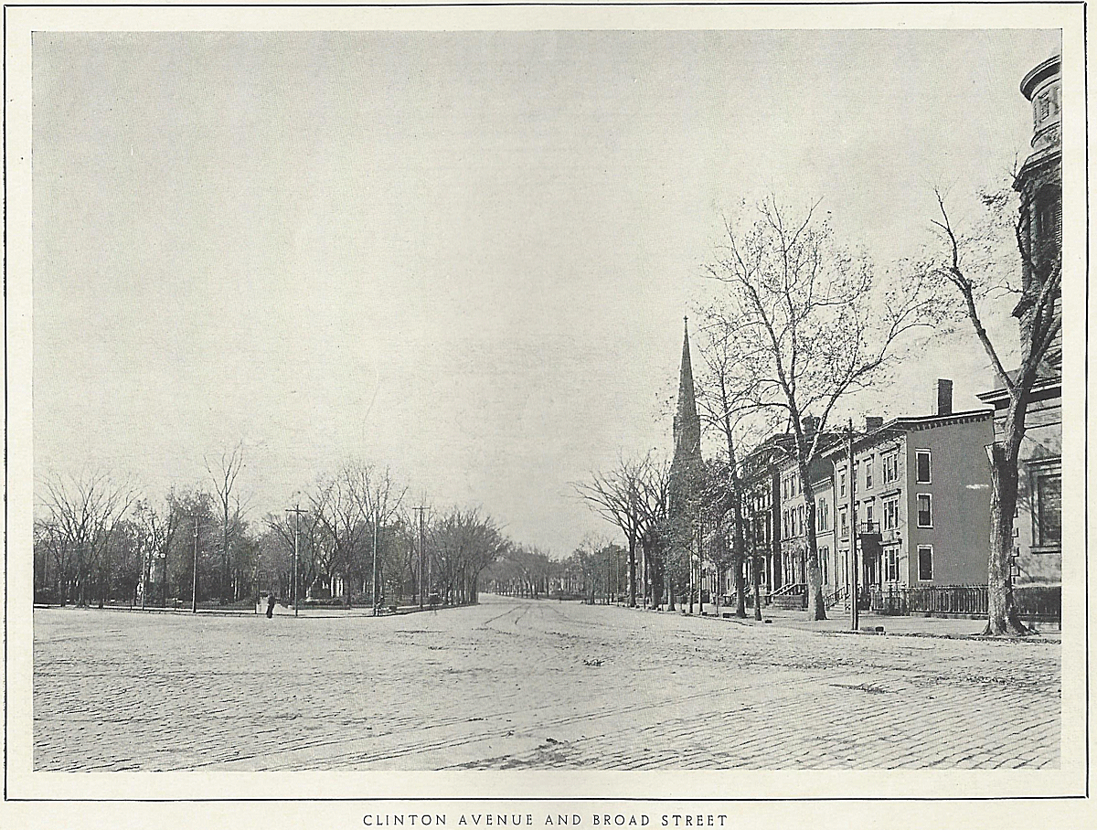 1-21 Lincoln Park
~1905
From "Views of Newark" Published by L. H. Nelson Company ~1905

