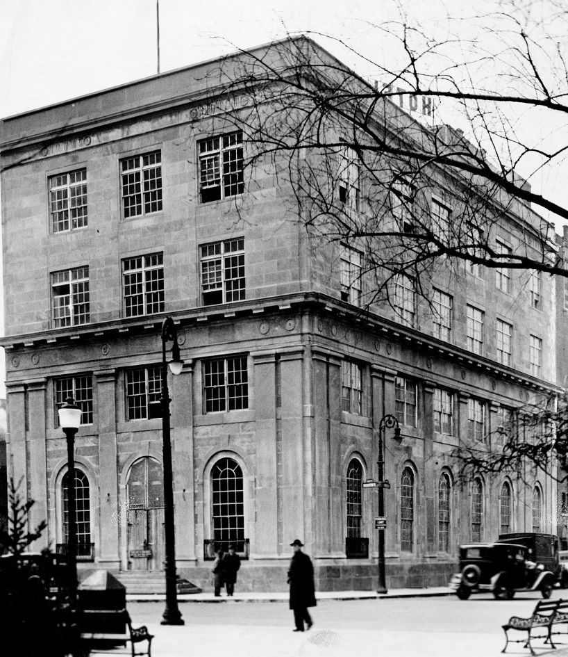18 Washington Place
