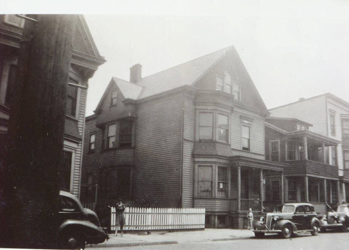 20 Cortland Street
Photo from Michael J Dobrzelecki‎
