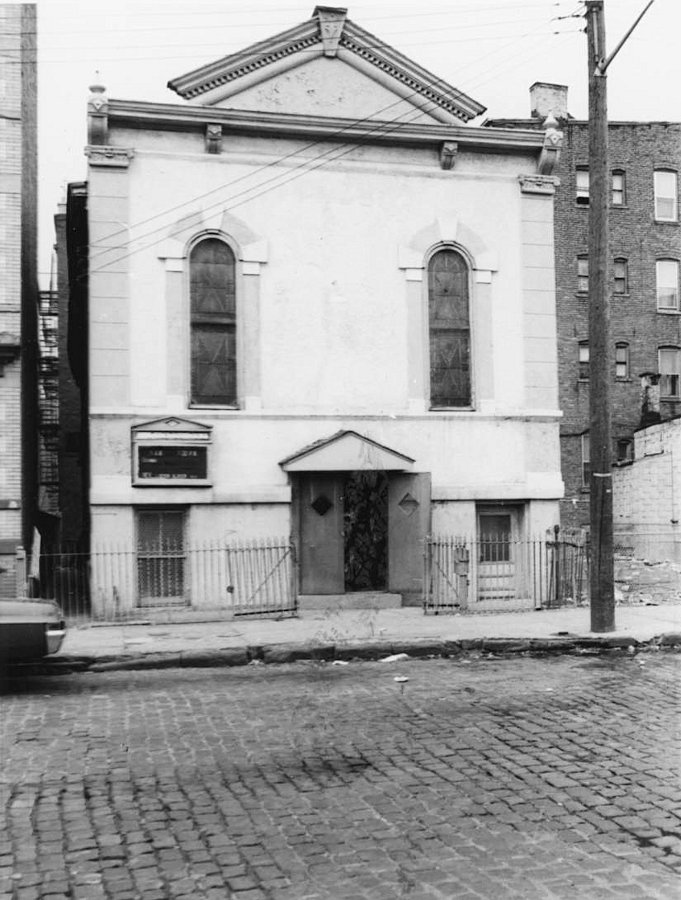 45 Bedford Street
Copyright photo from the Samuel Berg Collection at the Newark Public Library.  To view the collection please visit their 
[url=https://archive.org/details/nplberg]web site[/url]. 
