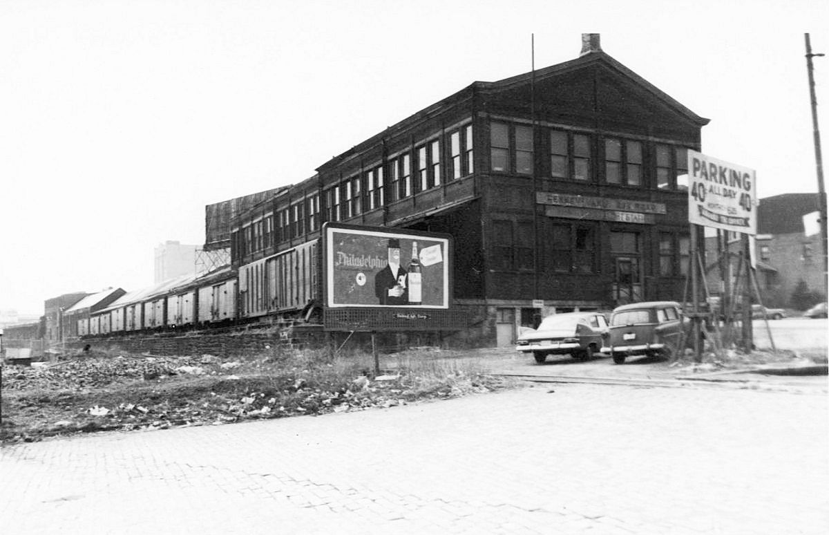Centre Street at Pennsylvania Railroad Freight Depot
Photo from the Samuel Berg Collection at the Newark Public Library
