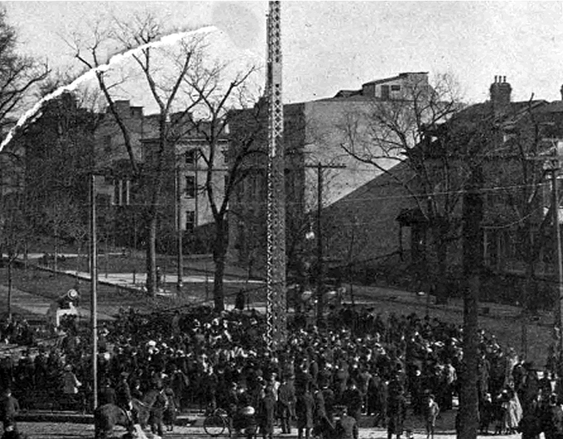 Park Place by North Canal Street
Military Park in the foreground.
From "Third Annual Report of the Shade Tree Commission" 1906
