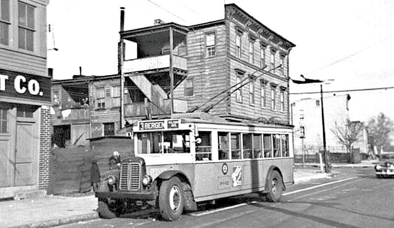 160 First Street & Orange Street
Photo from the William F. Cone Collection.
