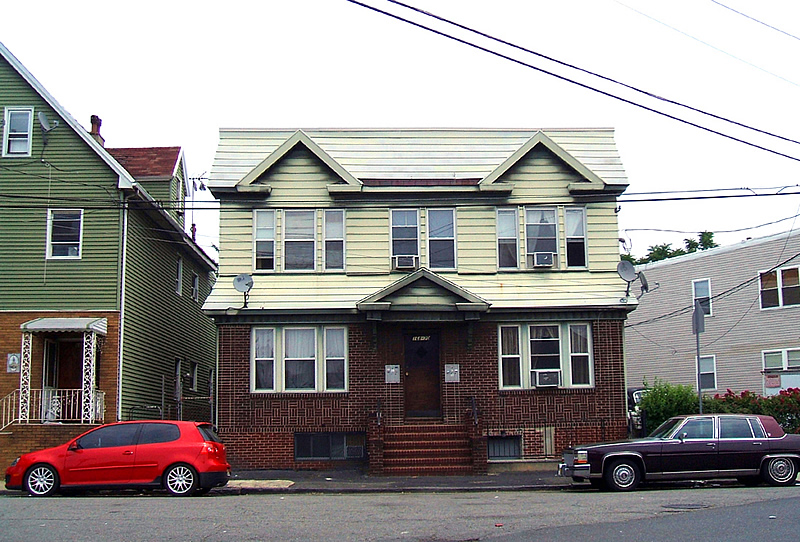 168 Brill Street
Tom Walukonis rented this house - 2008
Photo from Bill Montferret
