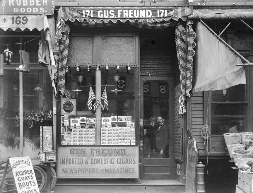 171 Market Street
~1900
Larger Format
