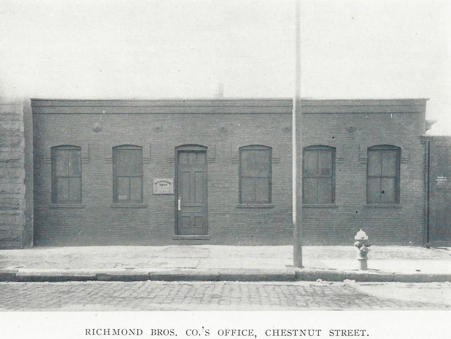 177 Chestnut Street
Richmond Brothers Company Manufacture of buttons and small metal goods
From "Newark - The City of Industry" Published 1912
