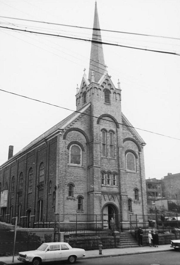 221 Bruce Street
Copyright photo from the Samuel Berg Collection at the Newark Public Library.  To view the collection please visit their 
[url=https://archive.org/details/nplberg]web site[/url]. 
