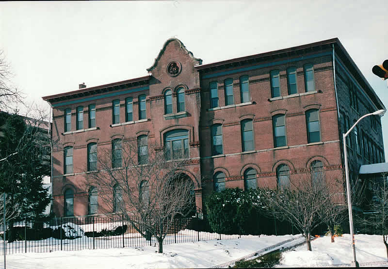 224 West Market Street
St. Vincent's
2002/2003
Photo from Jule Spohn
