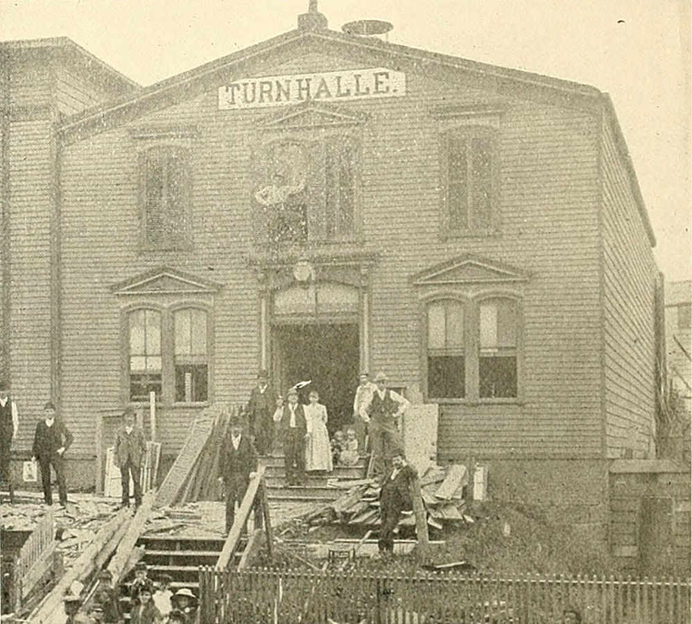 301/303 Plane Street
Turn Halle
1879
Photo from Newark Turnvereins
