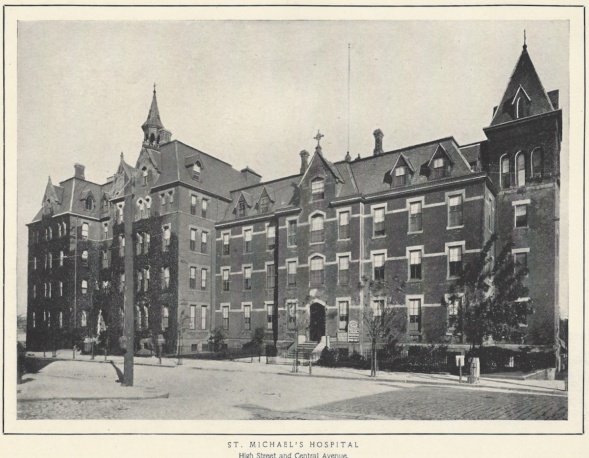 304 High Street
~1905
From "Views of Newark" Published by L. H. Nelson Company ~1905

