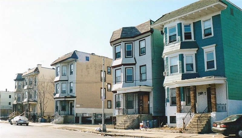 325 South 12 Street 2000
Photo from Jule Spohn
