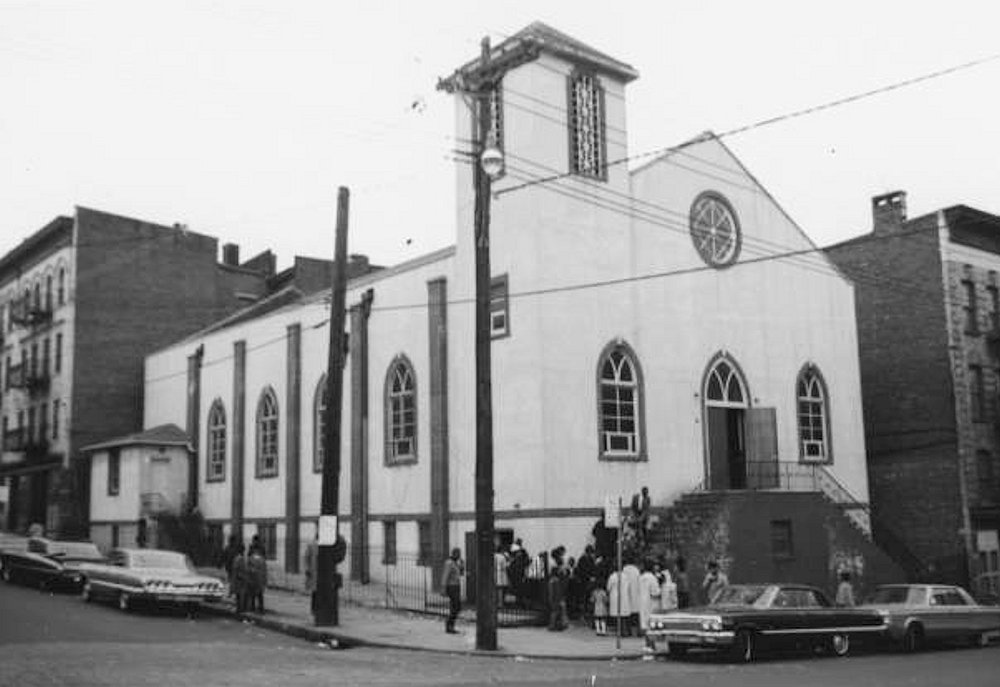 Fifteenth & Morris Avenues NE
Copyright photo from the Samuel Berg Collection at the Newark Public Library.  To view the collection please visit their 
[url=https://cdm17229.contentdm.oclc.org/digital/collection/p17229coll6]web site[/url]. 
