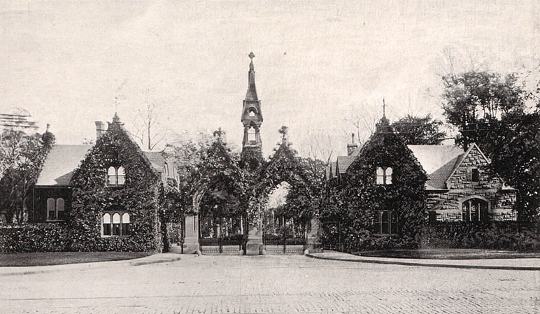 375 Broadway
Mount Pleasant Cemetery

