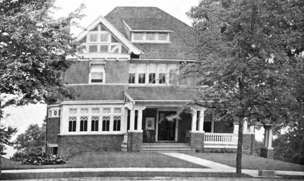 433 Mount Prospect Avenue
Photo from Scientific American Building Monthly February 1905
