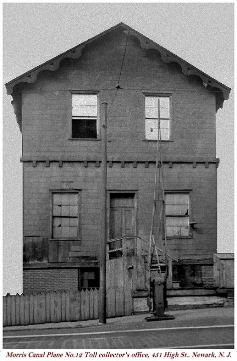 451 High Street
Photo from Alberto Valdes
