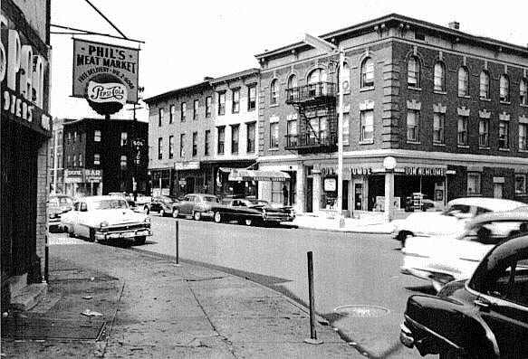Corner Hedden Place
Photo from NPL Berg Collection
