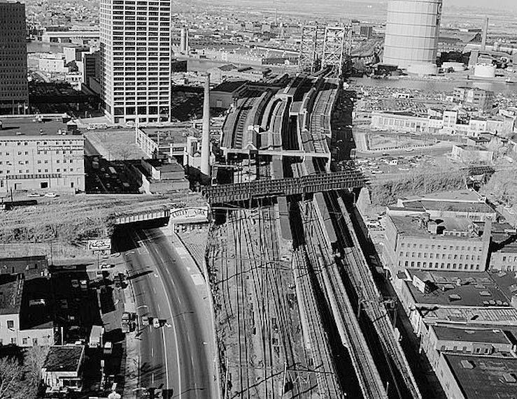 Between Lafayette Street & Market Street
LOC image
