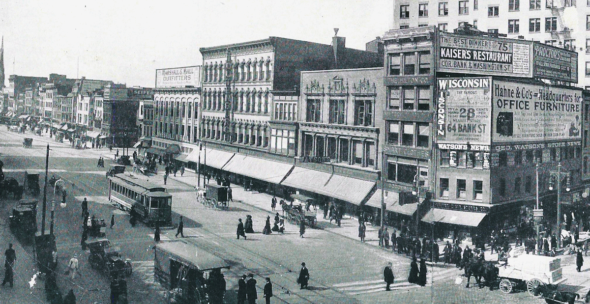 Broad Street - Market Street south to Branford Place
From "Newark, the City of Industry" Published by the Newark Board of Trade 1912
