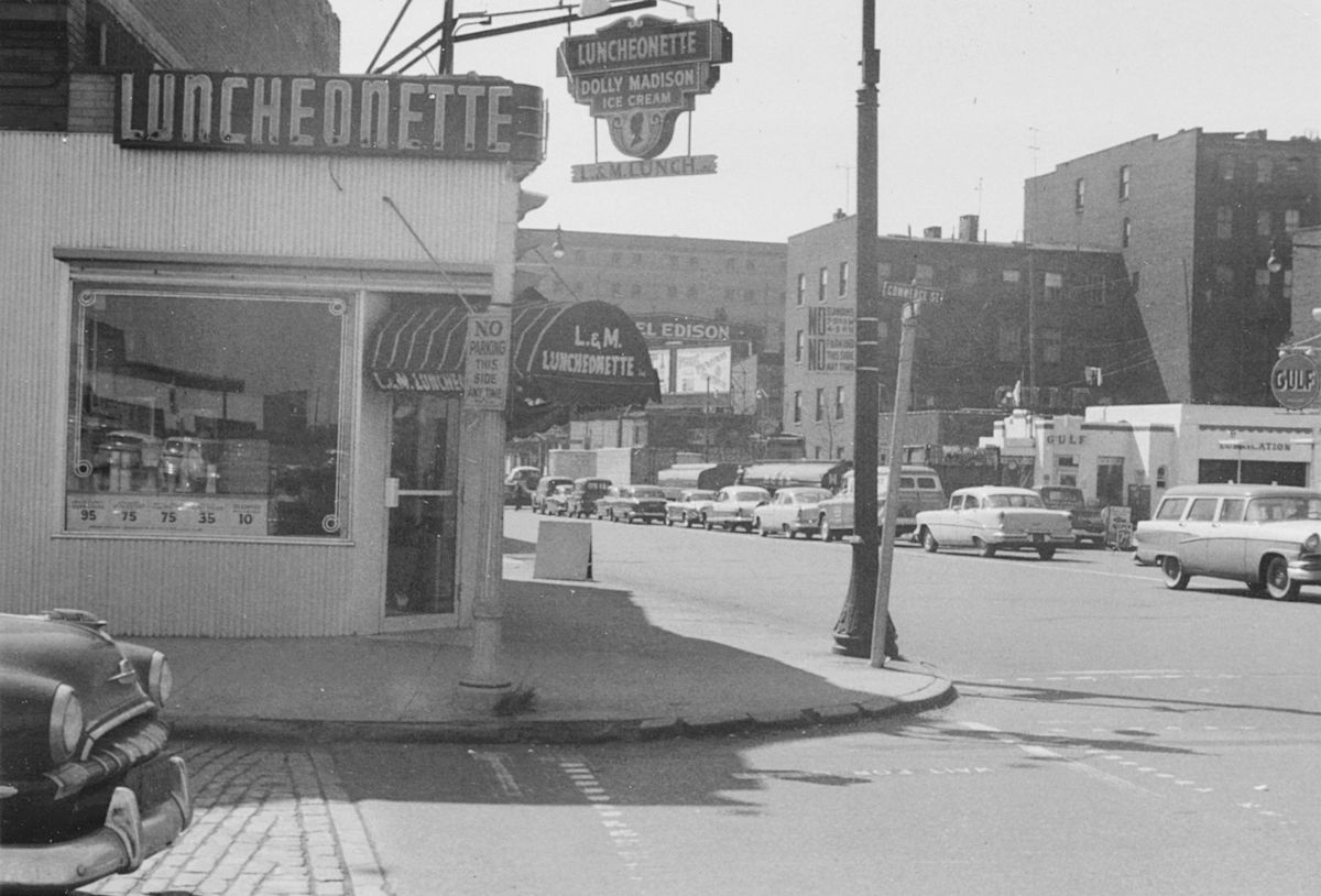 McCarter Highway & Commerce Street
Photo from NJ Digital Highway
