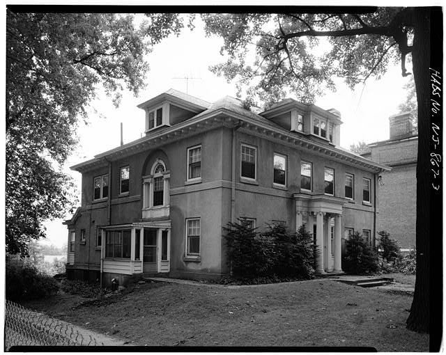 599 Mount Prospect Avenue
George S. Hobart House
Library of Congress, Prints and Photographs Division
Historic American Buldings Survey or Historic American Engineering Record
Reproduction Number
(HABS, NJ, 7-NEARK, 34-1)
