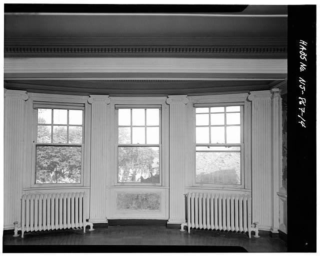 599 Mount Prospect Avenue
George S. Hobart House
Library of Congress, Prints and Photographs Division
Historic American Buldings Survey or Historic American Engineering Record
Reproduction Number
(HABS, NJ, 7-NEARK, 34-1)
