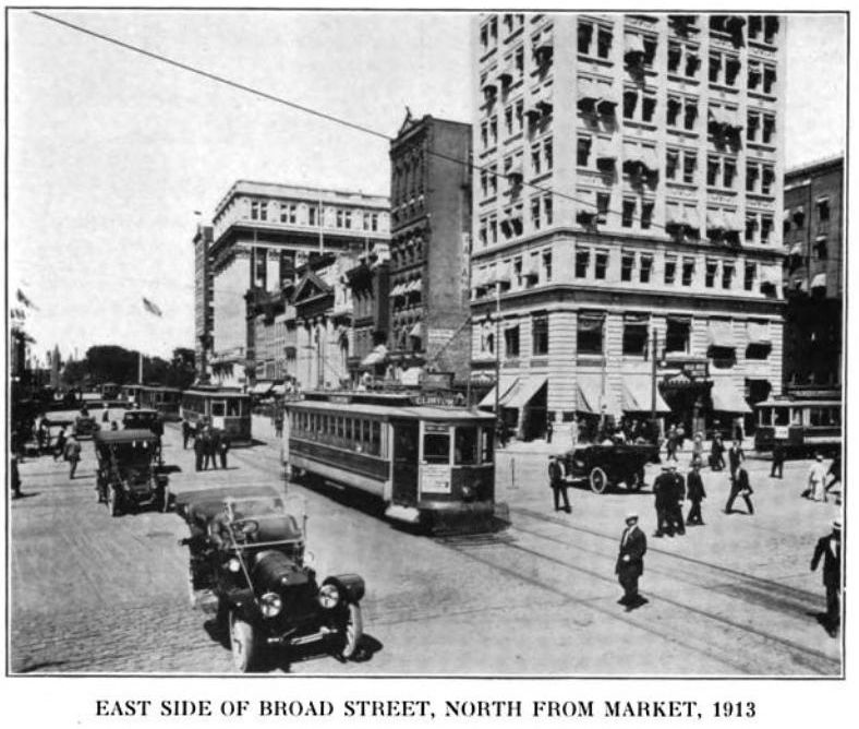 1913

