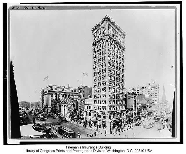 1916
