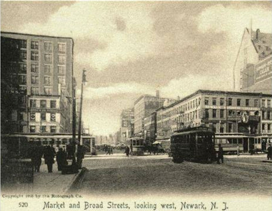 1905
Postcard
