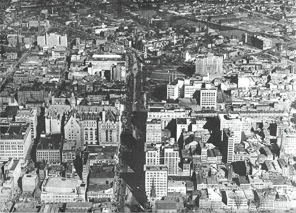broadstreetlookingnorthfrommechanicstreet09.jpg
