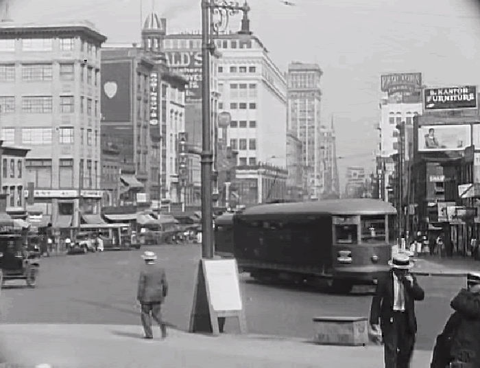 1926
Photo from "Sightseeing in Newark, N. J. by John H. Dunnachie: 1926"
