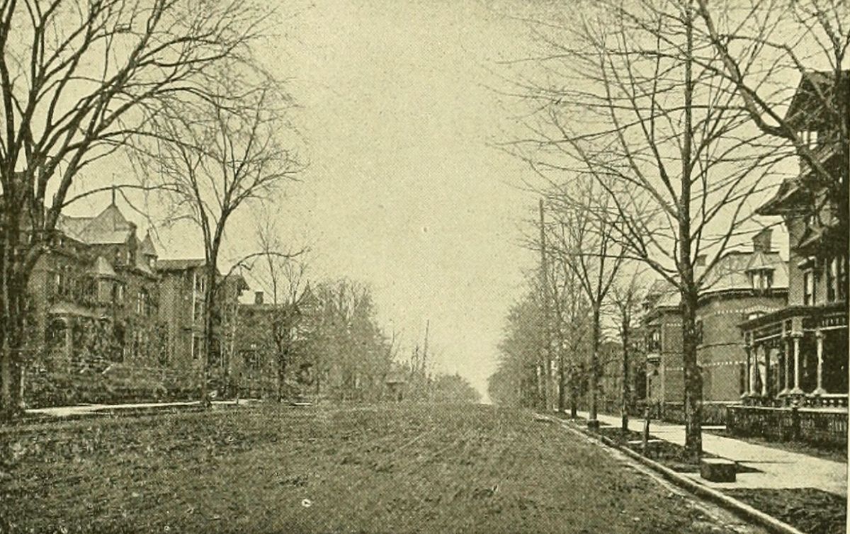 High Street
Photo from "Newark & It's Leading Businessmen 1891"
