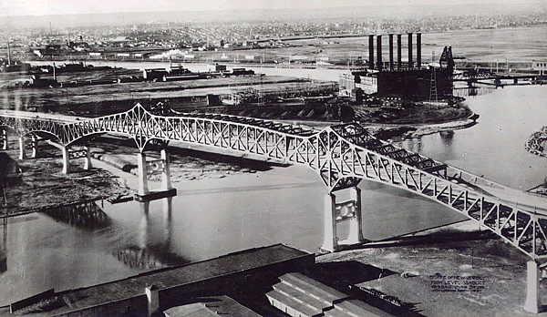 Pulaski Skyway
