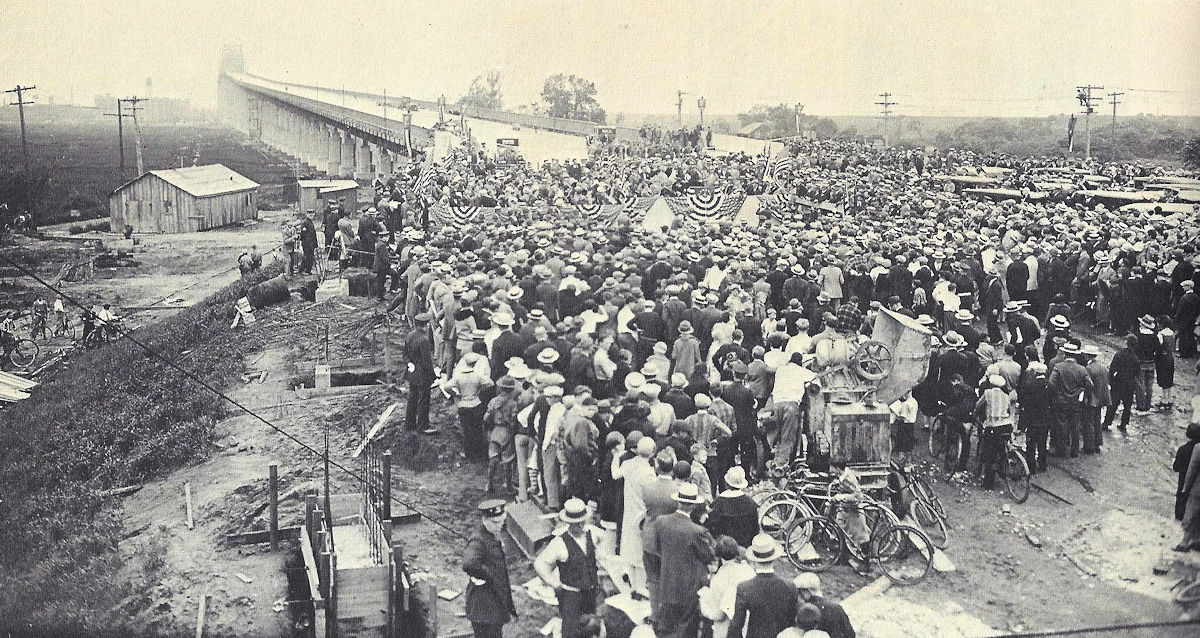 Pulaski Skyway Opening
1932
