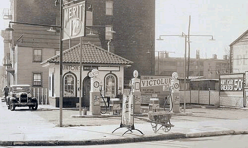 Possibly Carnegie Avenue, corner McClellan Street
